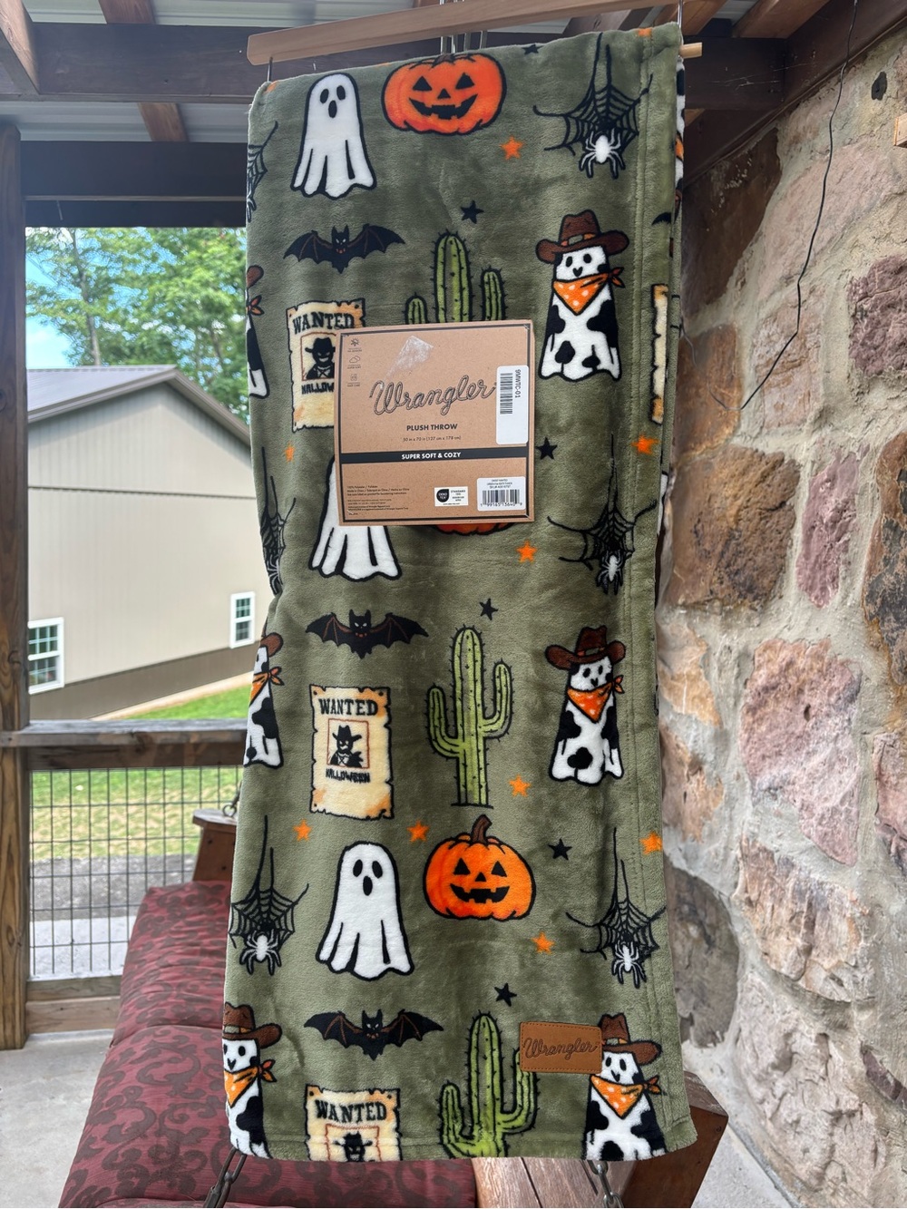 Nwt Wrangler Halloween Throw